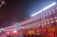 Huayang Starry Hotel (Yichang Huaxiang CBD)