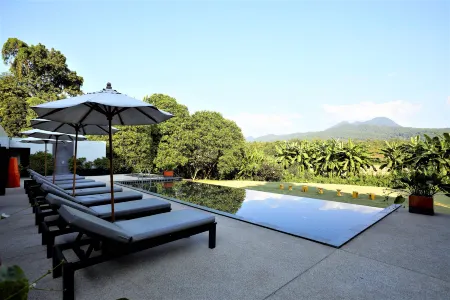 Yoma Hotel, Pai
