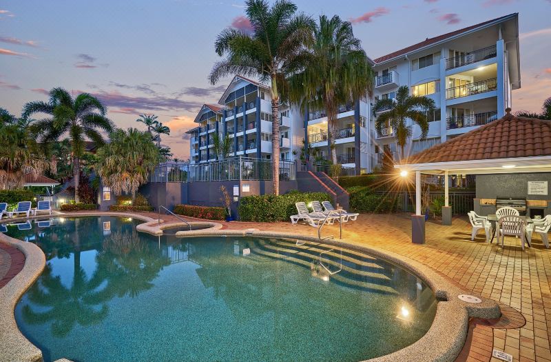 North Cove Waterfront Suites photo 2