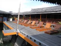Dragon Inn Floating Resort Semporna - Romantische