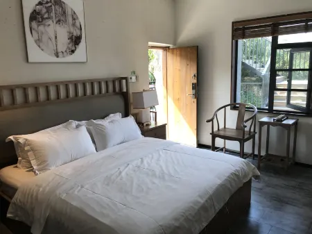 Jinsha Yunqi Holiday Hostel Отели рядом с достопримечательностью «Wenling Shitang Peninsula Tourist Resort»