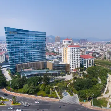 โรงแรมหรงเฉียว โรงแรมใกล้สถานีรถไฟฟูชิง