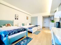 惠州栖寓小径湾精品海景公寓 - 极简欧式180度海景三床房