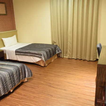 Home Full Hotel