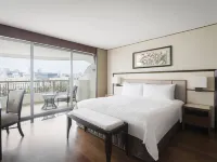 Shangri-La Singapore Hotels near Tanglin