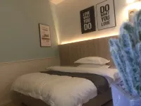 Longcheng Hotel Отели рядом с достопримечательностью «Парк Сяо»