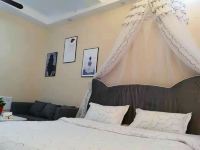 滁州蚂蚁主题公寓 - 时尚大床房