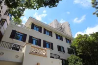 Soho Garden Villa Hotel (Shanghai Jiaotong University Metro Station Flagship)