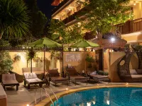 آت شيانج ماي هوتل Hotels near وات لوكمولي