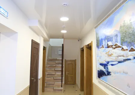 Отель 130 Hotel Отели рядом с достопримечательностью «улица Карла Маркса»