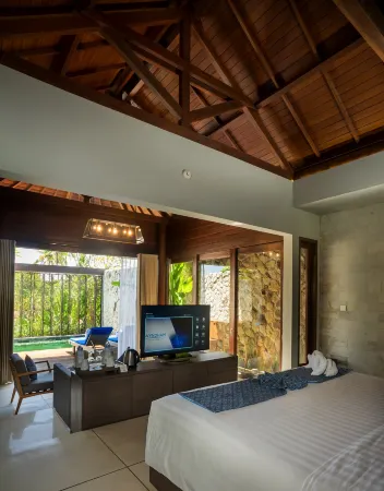 Wyndham Tamansari Jivva Resort Bali Отели рядом с достопримечательностью «Klungkung Temple»