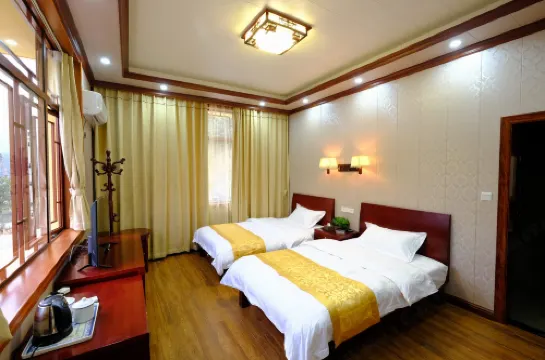 Shaoshan maozexiang hongyunge Inn