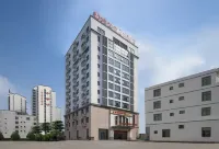Vienna Hotel 3 best（Haikou Chengmai Laocheng Hotel)
