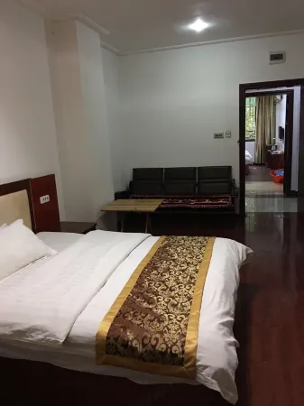 Modern Business Hotel Отели рядом с достопримечательностью «Sanjiaojing Pavilion»