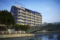 The Krungkasem Srikrung Hotel Hotel di Pom Prap Sattru Phai