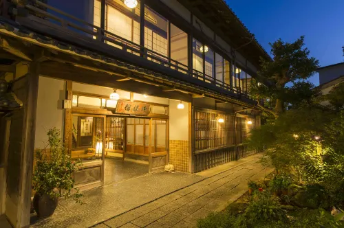 Kakujoro Hotels in Tahara