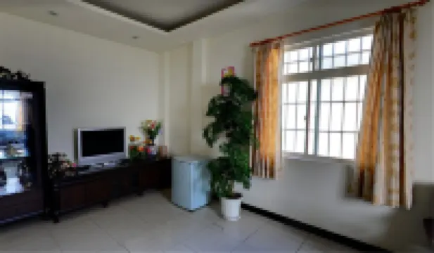 Capstone Zhao Ming Yuan Bed and Breakfast Hotels near Alishan Post Office