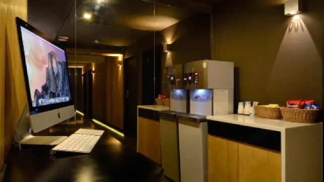 Smile Inn Отели рядом со станцией Станция Тайбэй