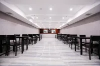 Yaduo Hotel (Dalian Railway Station Dongguan Street)