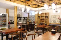 Stone Whisper Volcanic Garden Retreat Tea & Coffee House | Heshun Ancient Town - servizio colazione
