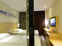 城市便捷酒店(武汉光谷金融港店) - 标准双床房