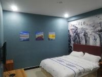 广州520精品复式公寓 - 豪华大床房