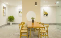 悅舍精品飯店（峨眉山高鐵站店） - 酒吧