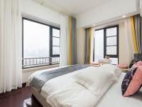 武汉丽斯酒店式公寓 - 轻奢豪华影院湖景双卧室套房