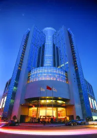 Cenbest Jinling Grand Hotel