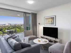 Oaks Brisbane on Margaret Suites