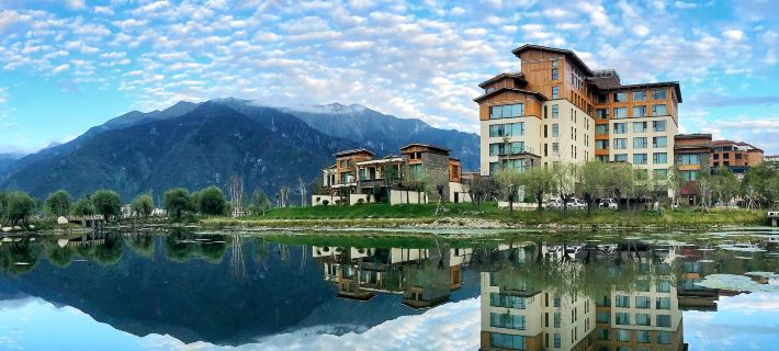 Grand House Tingyue Linzhi Hotels in Nyingchi
