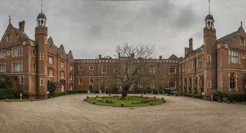 Wotton House Hotels in Westcott