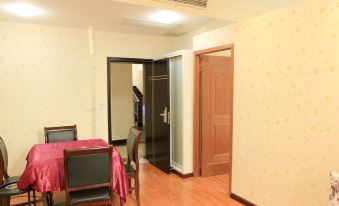 Hongtai Business Hotel - Housity