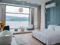 Zixing Xiyan · Hidden Lake and Pines Homestay (Dongjiang Lake Bailang Scenic Area) Hotel a Zixing
