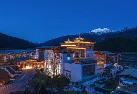 Evergrande Hotel, Nyingchi Отели рядом с достопримечательностью «Zhaxigangcun»