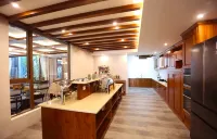 Sumera Hotel Hotels in Nyingchi