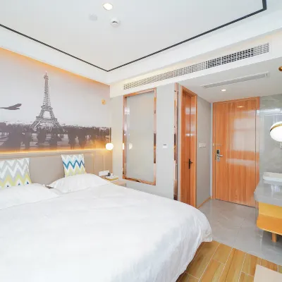 Yixin Hotel (Shanghai Lujiazui New International Expo Center) Hotels near Shanghai Ocean Aquarium