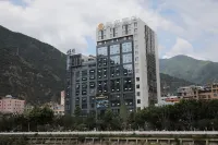 Tonghe Hotel Hotels in Shimian