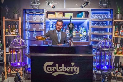 レストラン グランド イオン デリーマン ホテルの写真