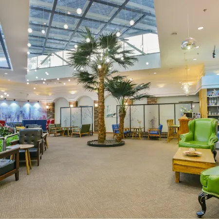 Jingcheng Business Hotel (Beijing Shilihe Metro Station)
