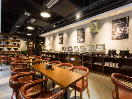 James Joyce Coffetel (Baoji High-tech Zone South High-speed Railway Station) Отели в г. Баоцзи