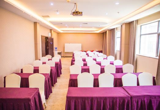 Starway Hotel (Zhengzhou Xinyi Road)Hotel Overview