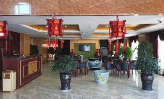Kezuo Zhongqi Donghua Hotel