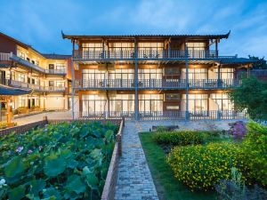 Puzhihei Qingtang Villa elegant boutique hotel