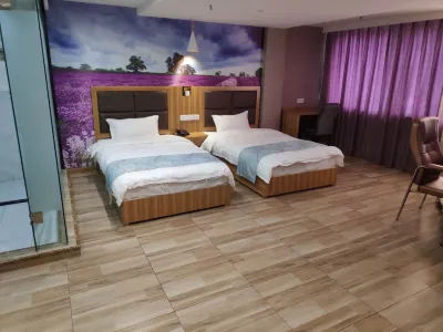 Lu'an Jinling Theme Hotel Hotels near Horizontal Head Wonderland