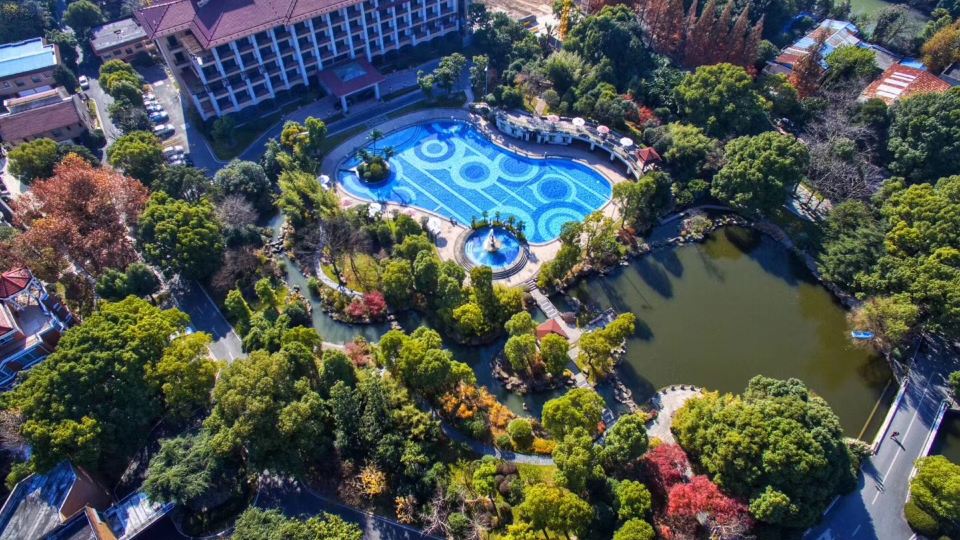 Wenfeng Hotel (Nantong New Sanshui Building)