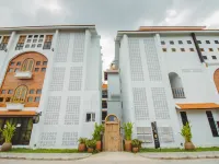 Lanna Oriental Hotel Hotels near Hmong Doi Pui Village