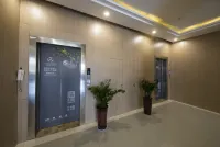 如家華驛飯店（商丘虞城灕江大道店） - 停車場