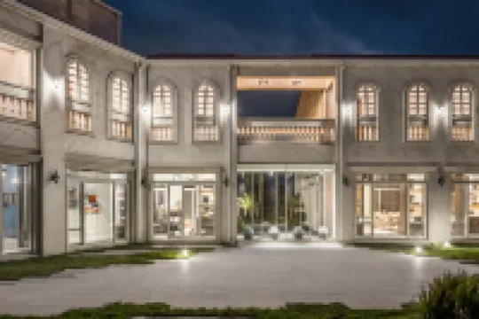 Four Sisters Villa 엘루안비 주변 호텔