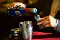 Great Wall Jianguo Hotel - bar